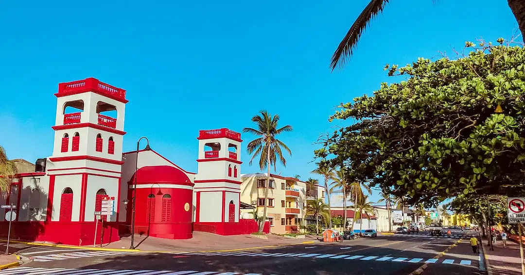 Tour por la Ciudad de Puerto Plata - Photo 1