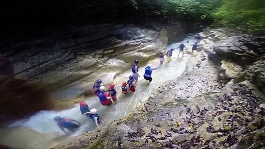 Waterfalls Adventure - Photo 3